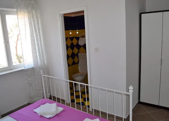 Vlado Apartman Sukosan