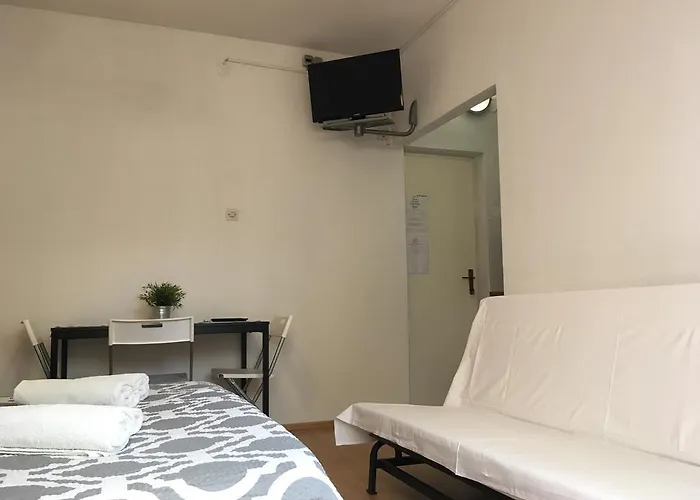 Vlado Apartman Sukosan
