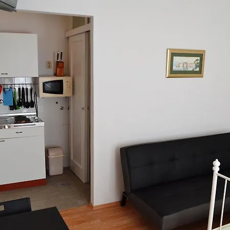 Apartment Vlado *
